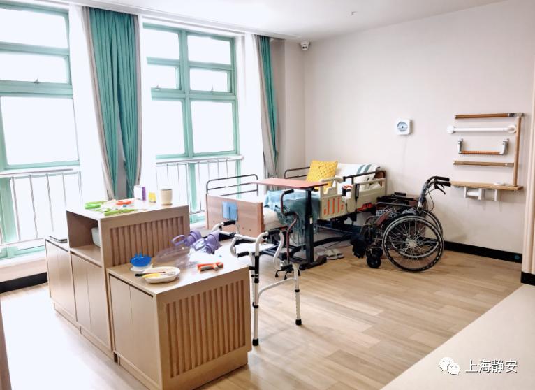 醫(yī)療、康復(fù)、生活照料……這些需求在家門口就能解決！靜安這里正打造“沒有圍墻的養(yǎng)老院”(圖10)