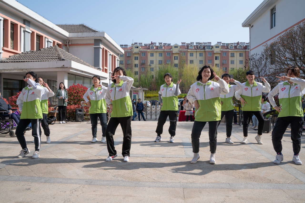 暖春暖心，敬老同行——敬老院志愿匯演活動(dòng)精彩上演(圖3)