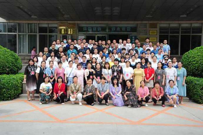 聊城市第四人民醫(yī)院召開全市養(yǎng)老服務(wù)人員社工專題培訓(xùn)班(圖4)